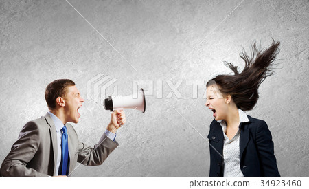 Agressive management Agressive management 34923460