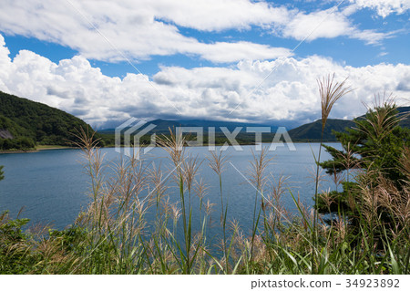 Lake Honjo blue sky fine sky Lake Honjo blue sky fine sky 34923892