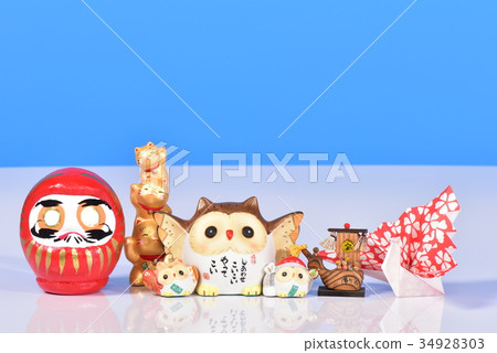 Lucky item group photo Lucky item group photo 34928303