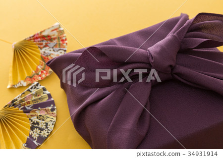 Gifts Gifts 34931914