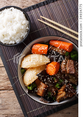 Galbi jjim Korean Braised Beef Short Ribs 34934775