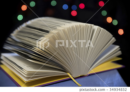 open book 34934832