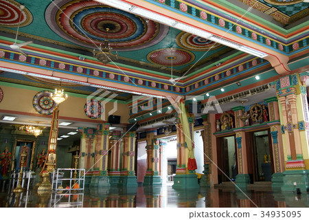 Kuala Lumpur Sri Maha Mariamman Temple Kuala Lumpur Sri Maha Mariamman Temple 34935095