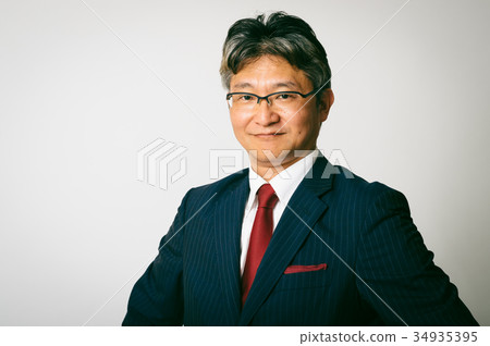 Smiling businessman middle men Smiling businessman middle men 34935395