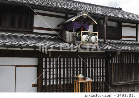 Mr. Roof God (Kishida House) Mr. Roof God (Kishida House) 34935813
