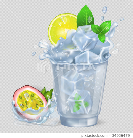 Faceted Glass with Cocktail and Ice, Fresh Lemon 34936479
