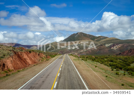 Desert road in north Argentina quebrada 34939541