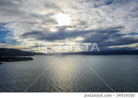 Wellington bay at sunset, New Zealand 34939580