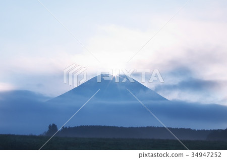 鑽石富士(朝霧高原) 鑽石富士(朝霧高原) 34947252