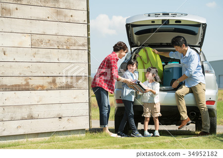 Family drive picnic outdoor image 34952182