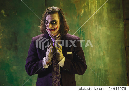 Bloody Halloween theme: crazy joker face Bloody Halloween theme: crazy joker face 34953976