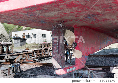 Fishing boat rudder and screw / Hokkaido fishing port 34954329