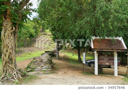 泰國素可泰（Wat Saphan Hin）的Wat Saphan Hin 34957646