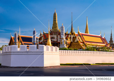Emerald Buddha temple in Bangkok,Thailand. Emerald Buddha temple in Bangkok,Thailand. 34960602