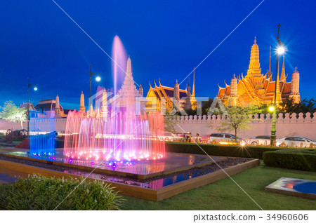Fountain dance show in front of Wat Phra Kaew Fountain dance show in front of Wat Phra Kaew 34960606
