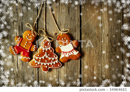 Christmas homemade gingerbread couple cookies 34964681