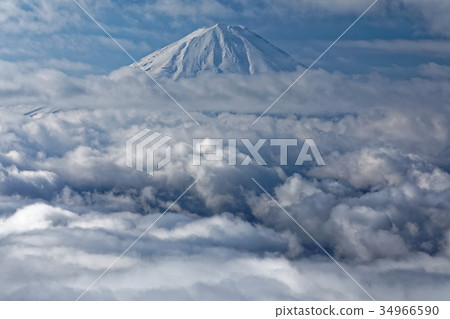 從Misek山區，Kekkei附近看到的雲層之上的富士山 34966590