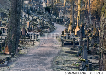 Graveyard with tombstones 34966931