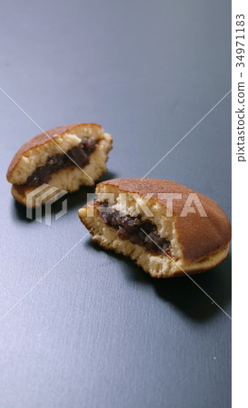 Dorayaki 34971183