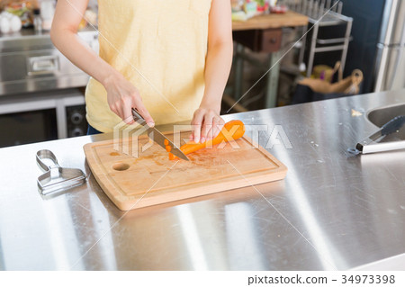 女手做飯 女手做飯 34973398