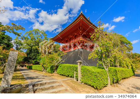 京都Ninnaji寺廟鐘樓 京都Ninnaji寺廟鐘樓 34974064