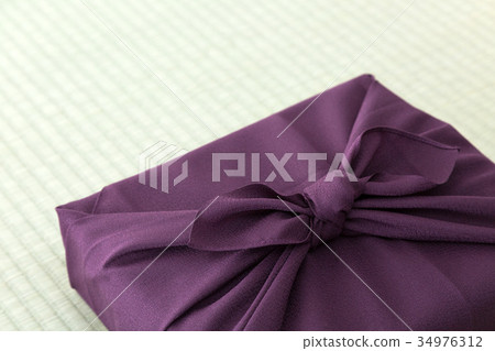 Gifts Gifts 34976312