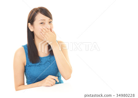 一個女人帶著微笑 一個女人帶著微笑 34980228