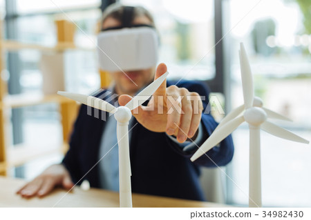 Selective focus of eco turbine models 34982430