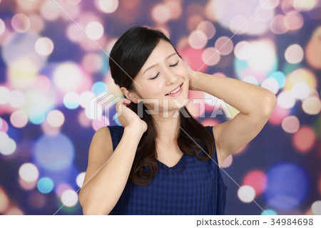 一個輕鬆的女人 一個輕鬆的女人 34984698
