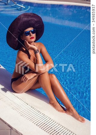 beautiful girl in bikini 34985937