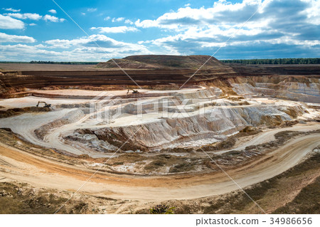 Open quarry for the extraction of kaolin 34986656