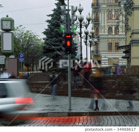 Crossroad on Bogdana Khmelnitskogo 34988617