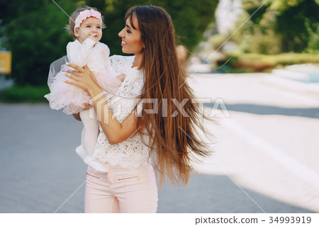 Mother with daughter Mother with daughter 34993919