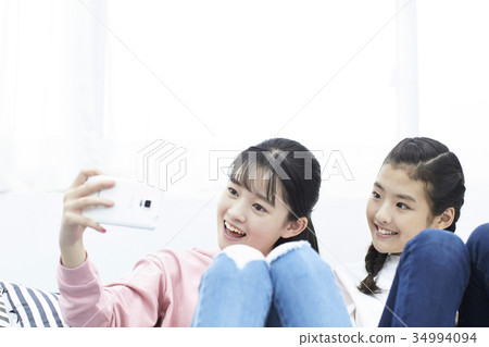 Girl, friend, teenager 34994094
