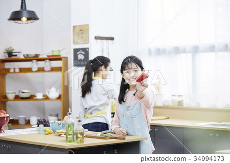 女孩，朋友，少年 34994173