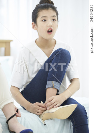 Girl, teenager 34994283