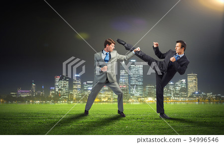 Extreme quarrel Extreme quarrel 34996546