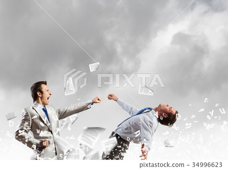 Extreme quarrel 34996623