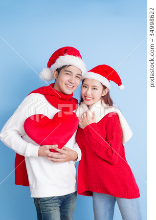 couple with merry christmas couple with merry christmas 34998622