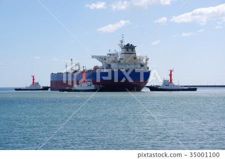 Tugboat work Harbor Tugboat Tugboat work Harbor Tugboat 35001100