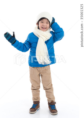 Happy asian child in winter clothes 35001325