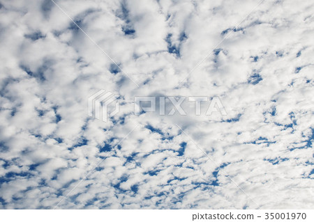 Beautiful of white clouds. 35001970