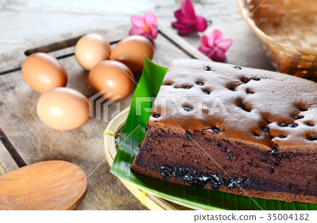 Taiwanese sponge cake 35004182