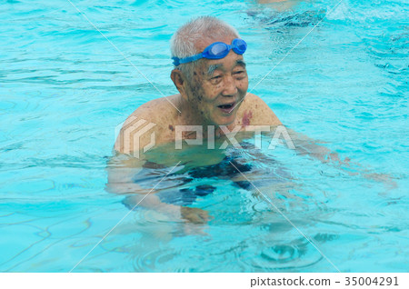 swimming pool swimming pool 35004291
