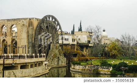 Water-wheel norias in Hama on Orontes river Syria 35005619