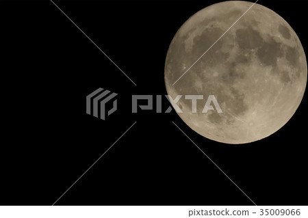 October 2017 full moon October 2017 full moon 35009066