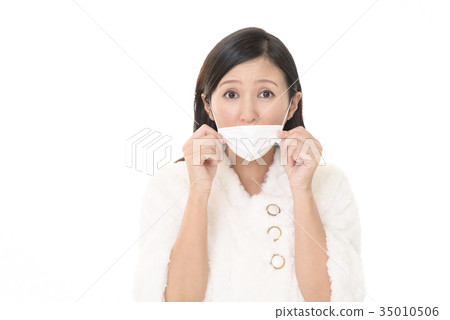 一個感冒的女人 35010506