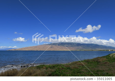 Maalaea Bay and Windmills 35011005