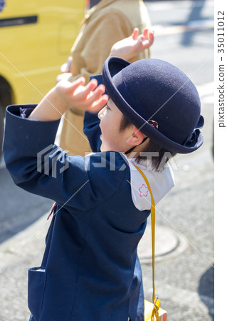 幼兒園的孩子 35011012