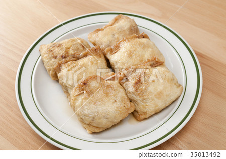 Stuffed fried meat 35013492